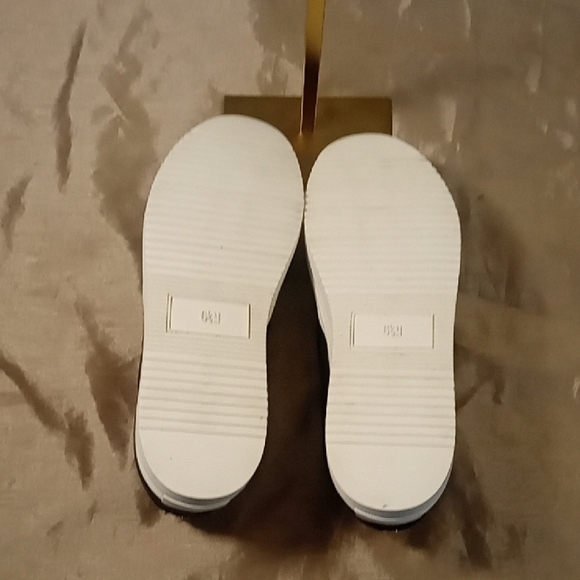 Joy Black Slip-On Sneakers NEW - Picture 3 of 7